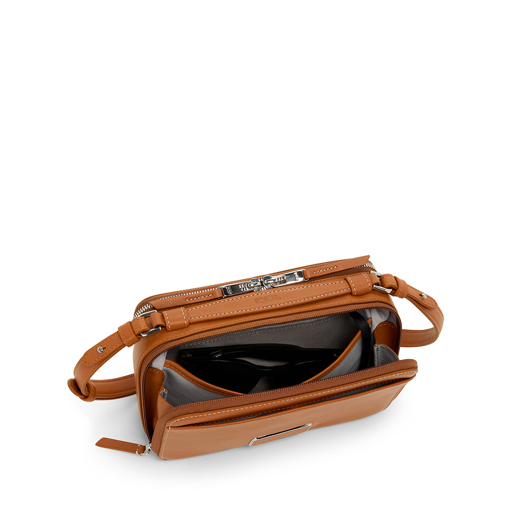 Voyageur Myla Crossbody Caramel