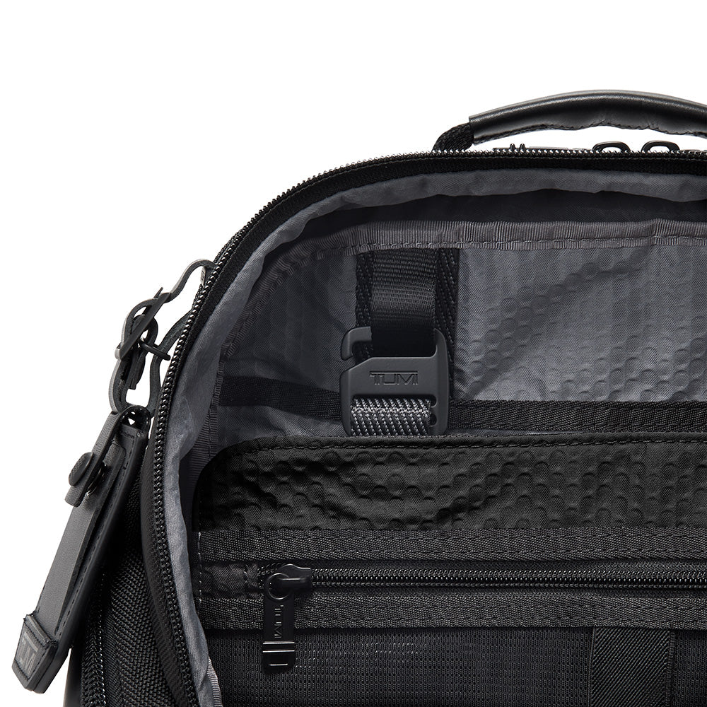 Tumi Travel Access. Modular Accessory Pouch Tumi Red