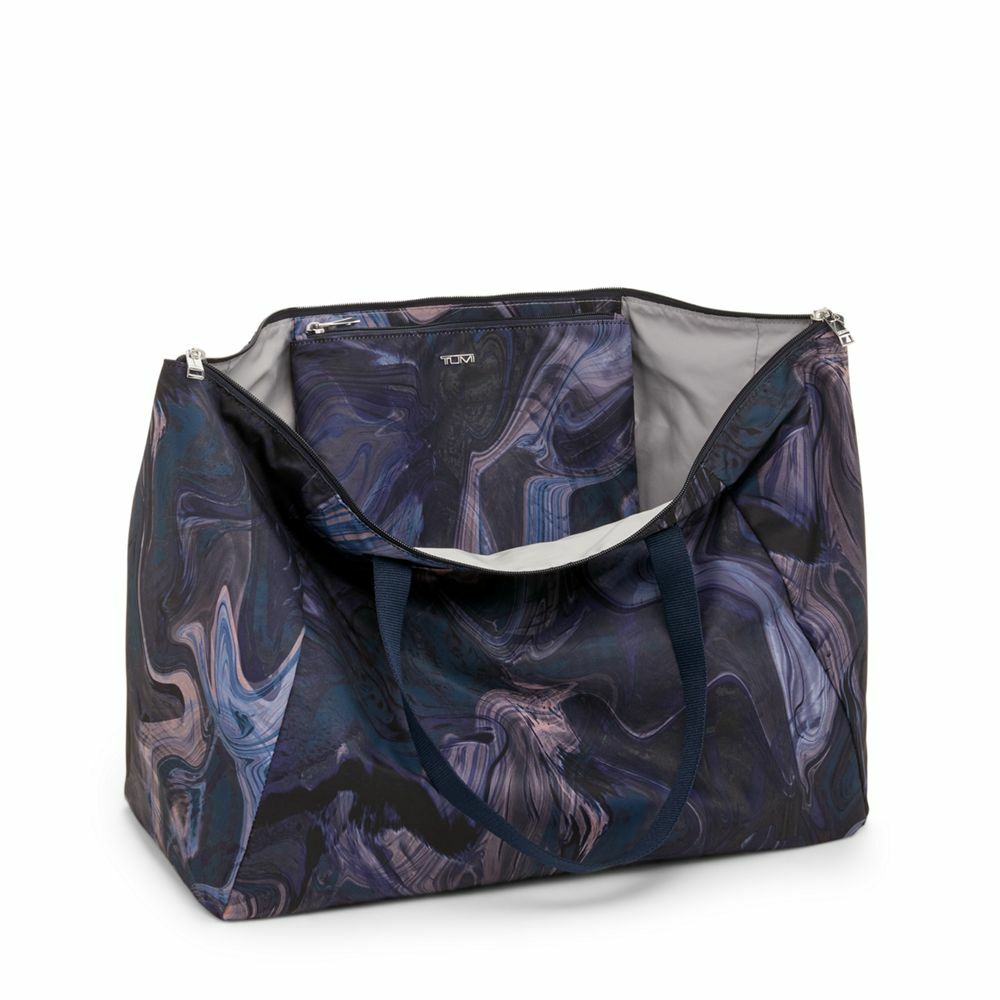 Voyageur Just In Case® Tote Navy Liquid Print