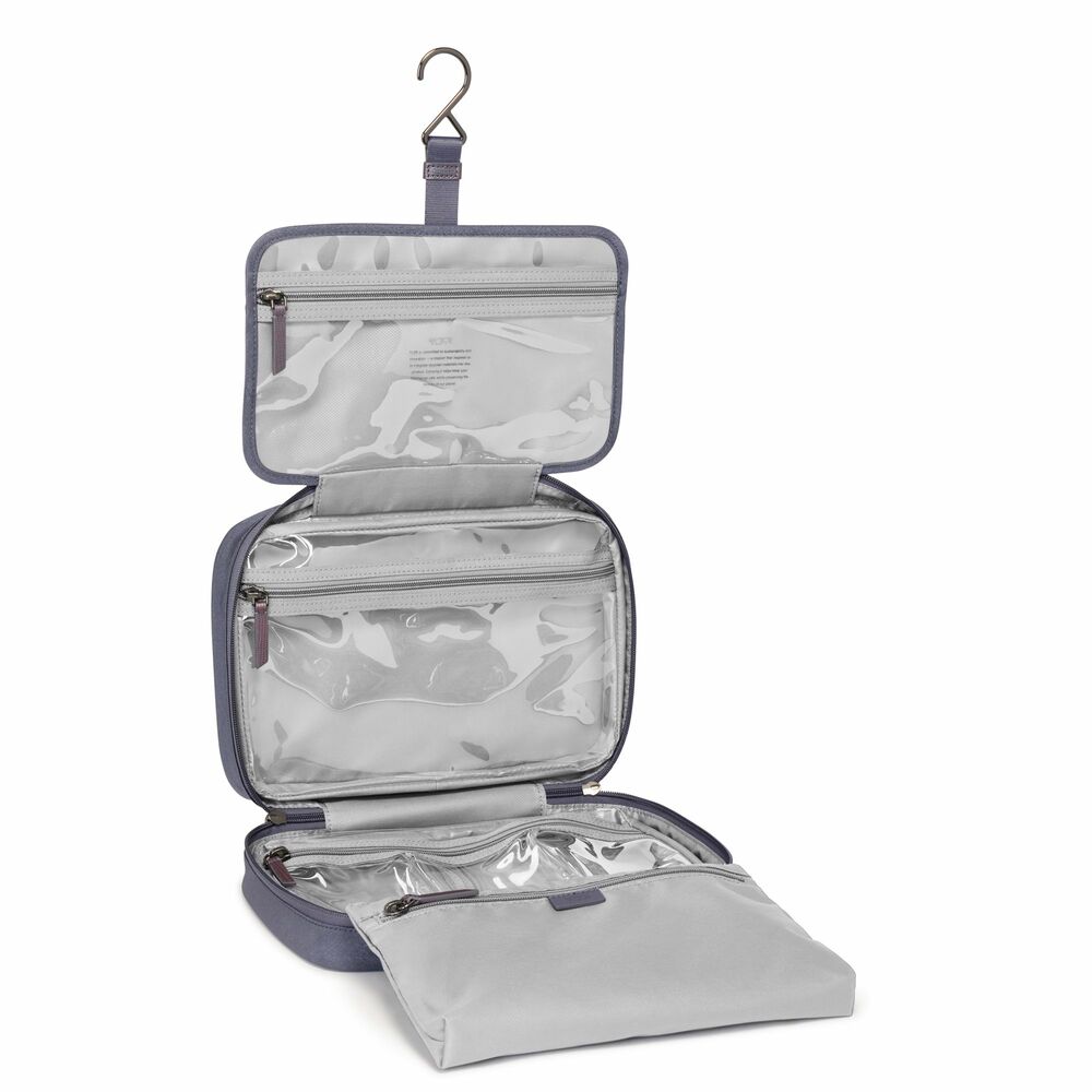 Voyageur Madeline Cosmetic Blue Shimmer